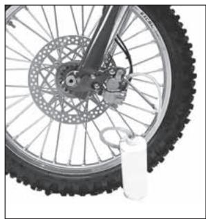 HUSQVARNA TC 250 - To replace the fluid, proceed as follows: - 2