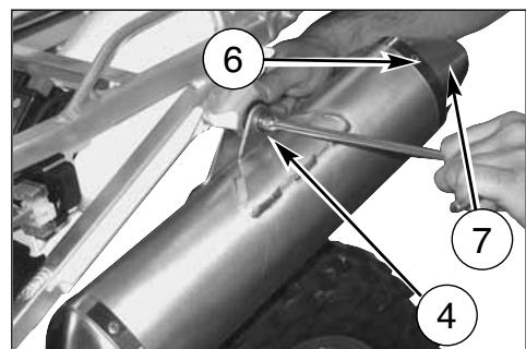 HUSQVARNA TC 450 - AUSTAUSCH DES SCHALLDÄMPFENDEN DÄMPFERMATERIALS - 3