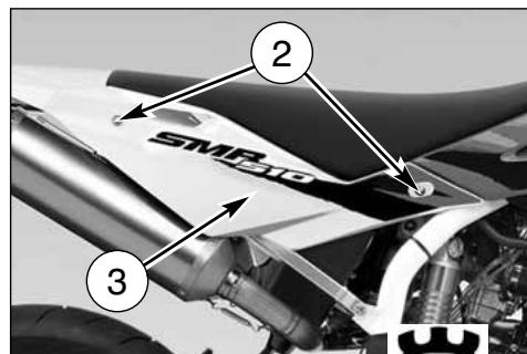 HUSQVARNA TXC 250 - ADJUSTING THE SHOCK ABSORBER SPRING PRELOAD - 1