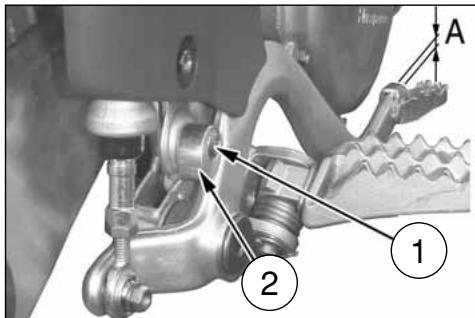 HUSQVARNA WR 125 - CHECKING THE FLUID LEVEL - 1