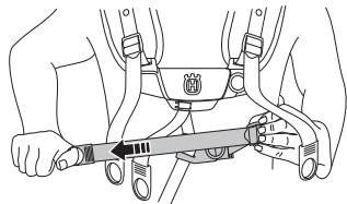 HUSQVARNA 555 FX - Einstellung des Gurtes - 6