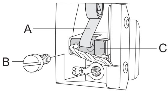 HUSQVARNA DM 340 - Sostituzione delle spazzole al carbonio - 3