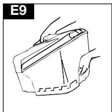 HUSQVARNA ROYAL 43 S - Emptying the Grassbox - 9