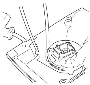 HUSQVARNA 346XP - Remplacement de corde de lanceur rompue ou usée - 3