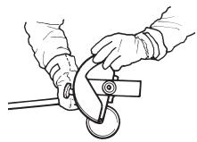 HUSQVARNA ACCESSOIRE TRANCHE-BORDURE - Consignes de sécurité avant la mise en service - 3