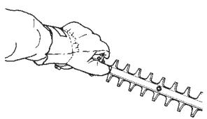 HUSQVARNA HEDGE TRIMMER - Instruções de segurança após o término do trabalho - 3