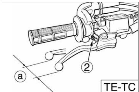 HUSQVARNA HVA TE TC SMR 310 2010 - STEUERHEBELEINSTELLUNG UND STANDKON- TROLE DER BREMSFLUSSIGKEITN FÜR DIE VOR- DERRADBREMSE - 4