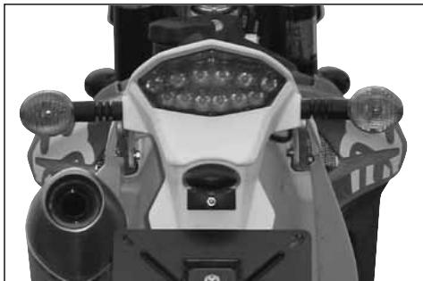 HUSQVARNA HVA TE TC SMR 310 2010 - FARO TRASERO (excludo TE 310 Europa) - 4