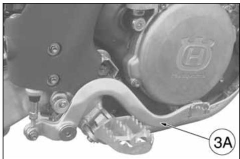 HUSQVARNA HVA TE TC SMR 310 2010 - Per effettuare la sostituzione, procedere nel modo seguente: - 8