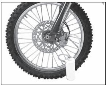 HUSQVARNA HVA WR 250 2006 - To replace the fluid, proceed as follows: - 2
