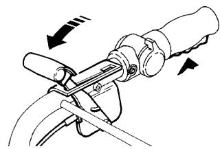 HUSQVARNA T 500RH - Réglage du cable de marche arrière - 8