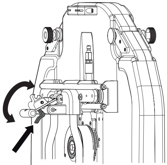 HUSQVARNA WS 462 - Fit the blade guard - 4