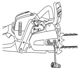 HUSQVARNA 550 XP - Montage du guide-chaîne et de la chaîne - 8