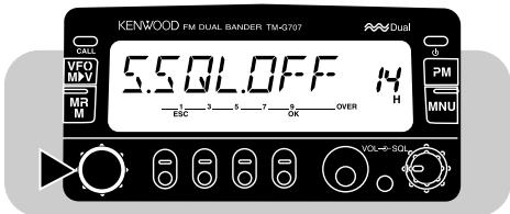 KENWOOD FM DUAL BANDER TM-Q707 5.5QLOFF 14 V-FO MPH MR M ESC 3 5 7 9 OVER PM MNU VOL→SQL