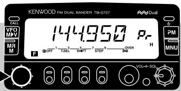 KENWOOD FM DUAL BANDER TM-0707 VFO MPV MR M 144.950 P OFF TSEL SHIFT STEP OVER PM MNU VOL+ 50S