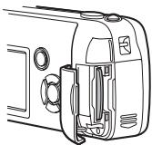 OLYMPUS C-460 ZOOM - Schließen Sie den Kartenfachdeckel. - 1