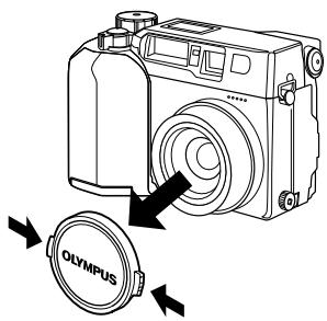 OLYMPUS C3040 ZOOM - BASIC FUNCTIONS SWITCHING THE CAMERA ON AND OFF - 1
