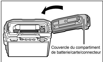 OLYMPUS TG-810 - Fermer le couvercle du compartiment de batterie/carte/connecteur - 1