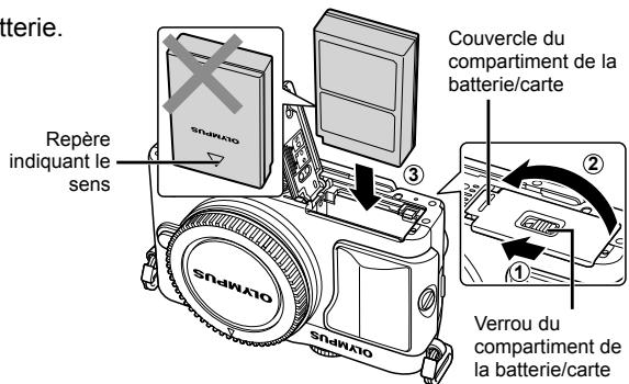 OLYMPUS E-PL5 - Insertion de la batterie. - 1