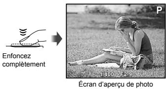 OLYMPUS VG-150,  VG-180 - Enforcez le déclencheur à mi-course pour faire la mise au point sur le sujeit. - 4