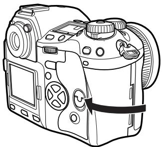 OLYMPUS CAMEDIA E-1 - Schließen Sie den Kartenfachdeckel. - 1