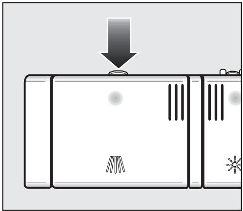 MIELE G1230SC - Verser le détergent - 1