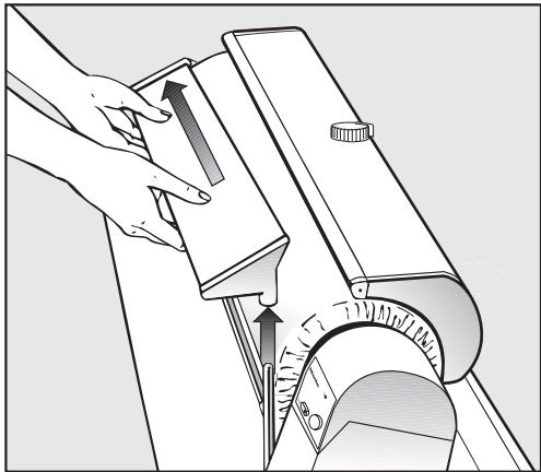 MIELE B890 - Retirer la planche d'entraînement - 1