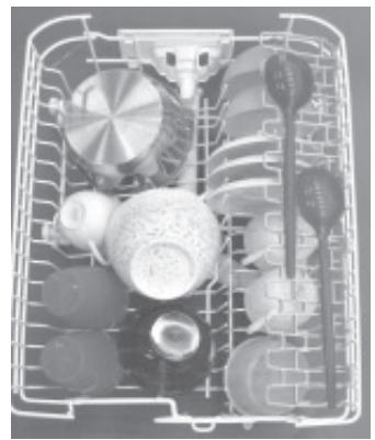 INDESIT IDL 420 - Réglage en hauteur du panier supérieur - 2