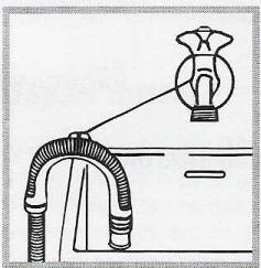 INDESIT WI 11 - Raccordement du tuyau de vidange - 2