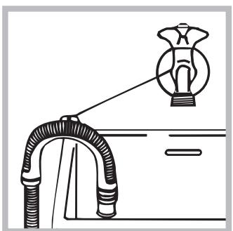 INDESIT IWC 91082 ECO - Raccordement du tuyau de vidange - 2