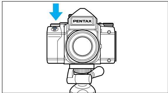 PENTAX 67II - BLOCAGE DU MIROIR EN POSITION HAUTE - 3