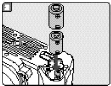 PENTAX MZ7 - MISE EN PLACE DES PILES - 2