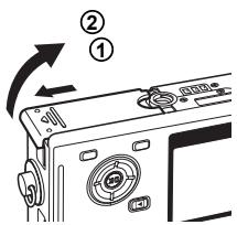 Pour retirer la carte, appuyez puis extrayez-la.
