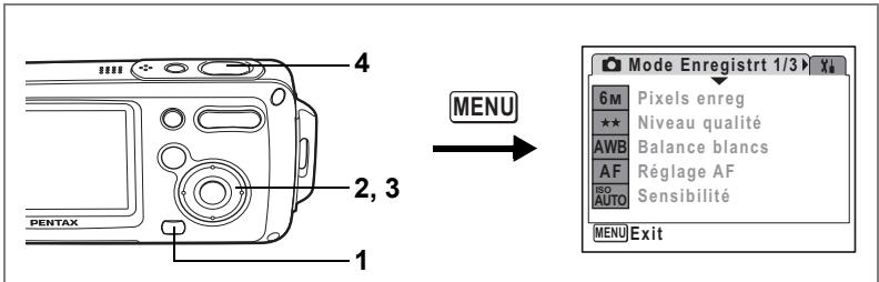4 2, 3 1 PENTAX MENU Mode Enregistre 1/3 > 6M Pixels enreg ★★ Niveau qualité AWB Balance blancs AF Réglage AF GO Sensibilité AUTO MENU Exit