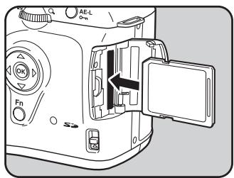PENTAX ISTDS2 - Utiliser l'adaptateur secteur (optionnel) - 6