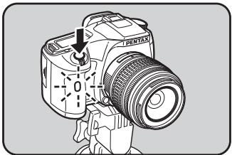 PENTAX K200D - Appuyez sur le bouton de navigation (▲). - 9