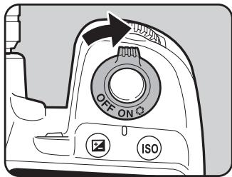 PENTAX K-7 - Placez l'interrupteur principal sur [ON] (MARCHE). - 1
