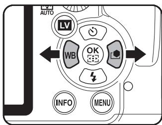 PENTAX K-7 - Appuyez sur le bouton de navigation (◀▶). - 1