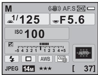 PENTAX K7 - Tournez la molette arrière (💡) pour changer l'ouverture. - 2
