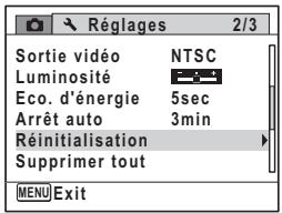 Réglages 2/3 Sortie vidéo NTSC Luminosité Eco. d'énergie 5sec Arrêt auto 3min Réinitialisation Supprimer tout MENU Exit