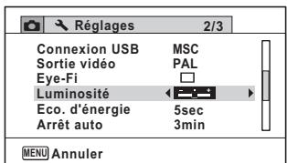 PENTAX OPTIO I-10 - Utilisez le bouton de navigation (  ) pour régler la luminosité. - 4