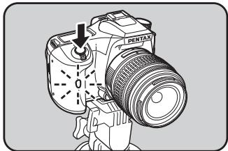 PENTAX K100D SUPER - Appuyez sur le déclencheur à fond. - 1
