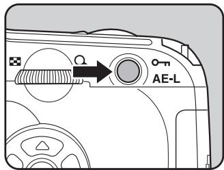 PENTAX K100D SUPER - Appuyez sur le bouton AE-L. - 1