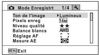 Mode Enregistrt 1/4 Ton de l'image ▶Lumineux Pixels enreg 14M Niveau qualité ★★ Balance blancs AWB Réglage AF [ ] _ Mesure AE [◎] MENU Exit