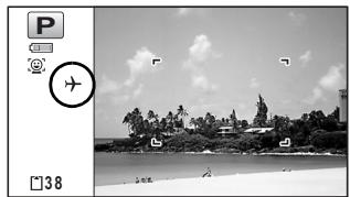 PENTAX WG10 - Appuyez deux fois sur le bouton MENU. - 1