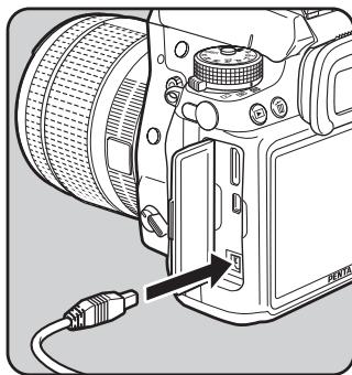PENTAX K-5 - Utilisation de l'adaptateur secteur (en option) - 2