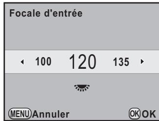 PENTAX K-5 - Utilisez le bouton de navigation ( ) ou la molette arrière ( ) pour régler la focale. - 1
