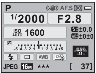 PENTAX K-5 II - Contrôlez l'écran de contrôle LCD puis appuyez sur le bouton INFO. - 2