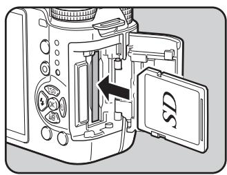 PENTAX Q10 - Branchez le cordon d'alimentation secteur dans la prise secteur. - 5