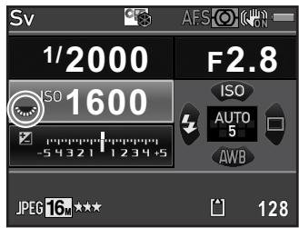 PENTAX K30 - Réglez le sélecteur de mode sur P, Sv, Tv, Av, TAv, M ou B. - 2